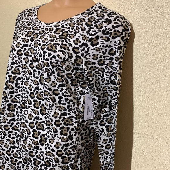 a.n.a Top Blouse Tee Animal Print NWT XXL - Picture 7 of 14